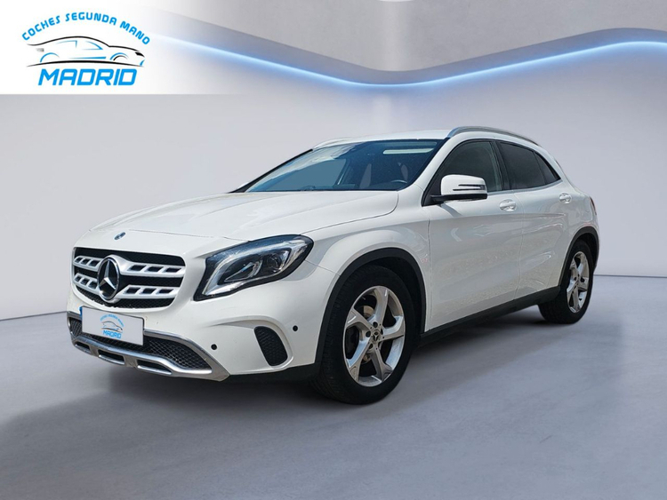 Mercedes-Benz Clase GLA GLA 180 (156.942) foto miniatura