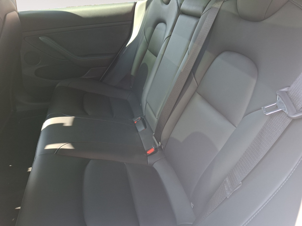 Tesla Model 3 Basis RWD foto 12