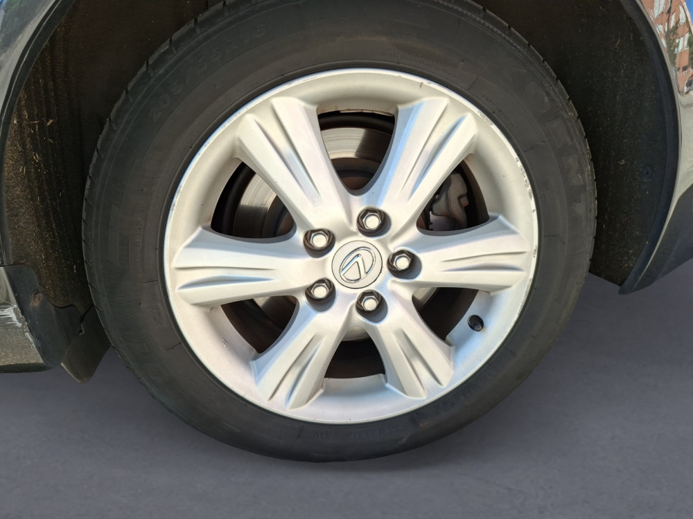 Lexus IS200 220d foto 15