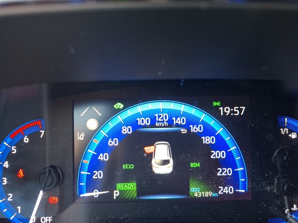 Suzuki Swace 1.8 Hybrid GLX foto 18