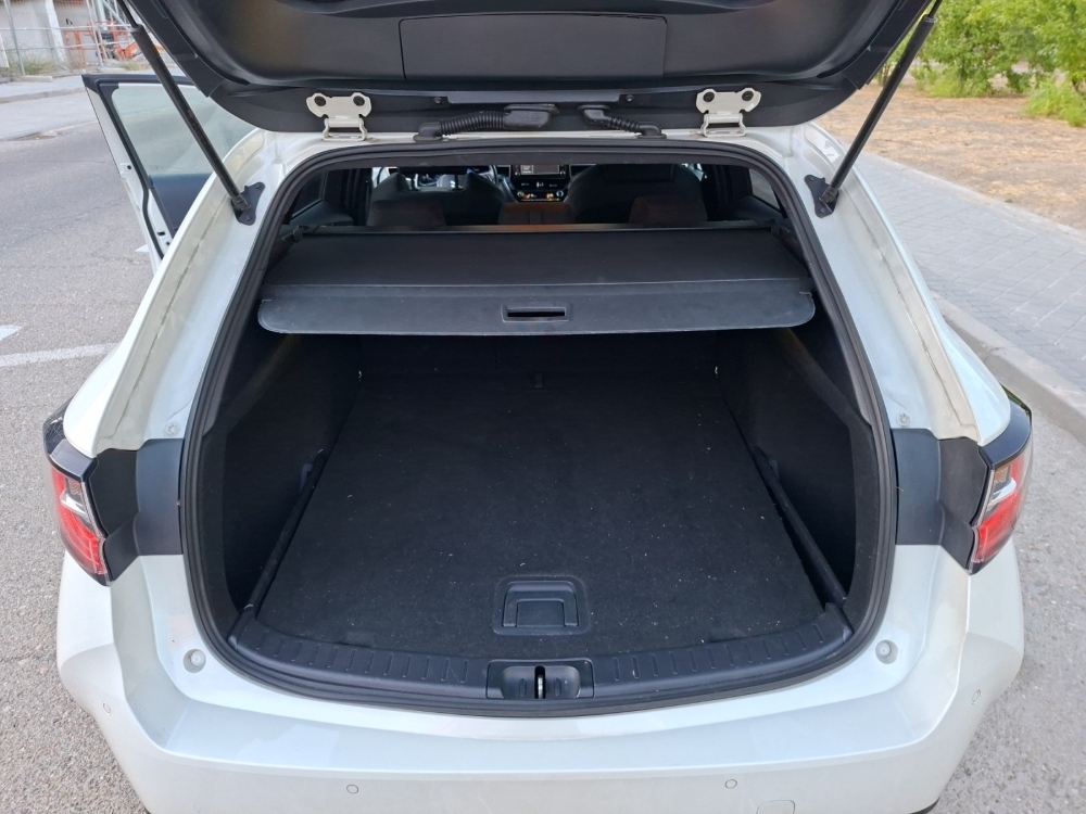 Suzuki Swace 1.8 Hybrid GLX foto 19