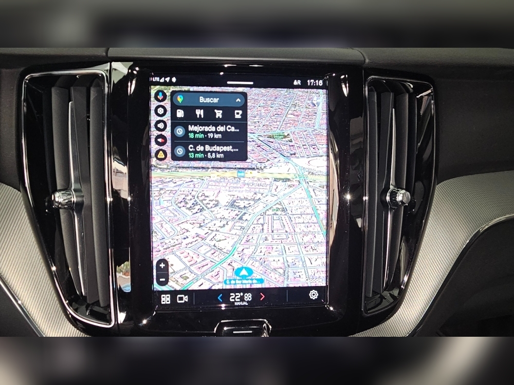 Volvo XC60 Plus Dark 2WD foto 20