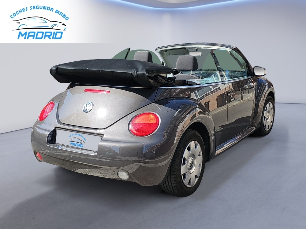Volkswagen New Beetle 1.6 foto 6